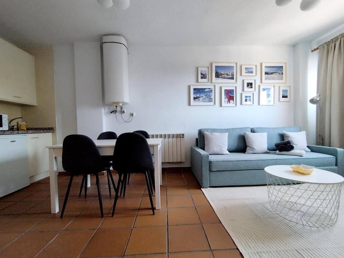 Apartamentos Arttyfal Con Parking Y Wifi By Surynieve Sierra Nevada Exteriör bild